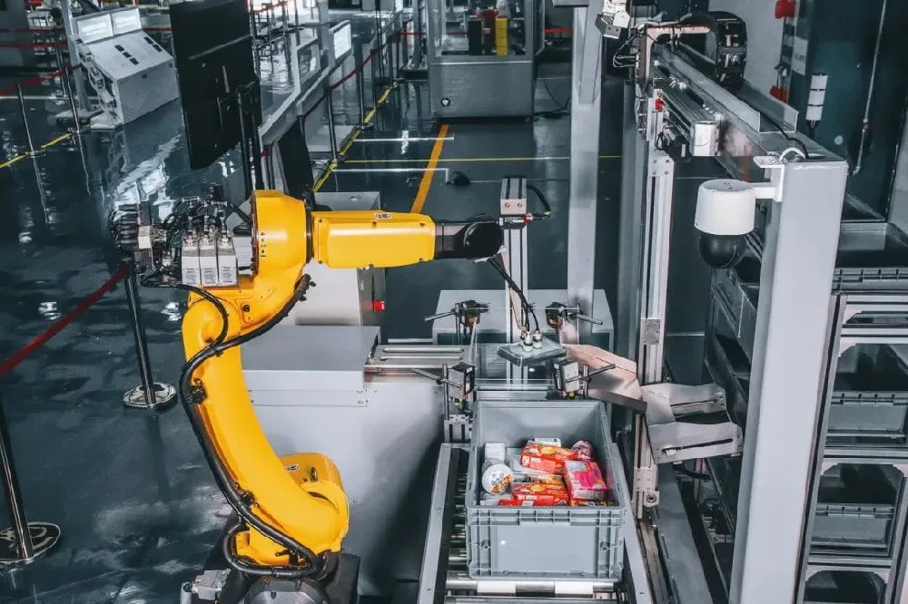 Leveraging Machine Vision Technology for High-Standard Digital Solutions in the Food and Pharmaceuti